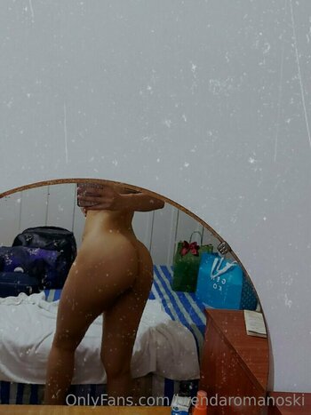 brendaromanoski Nude Leaks Photo 30