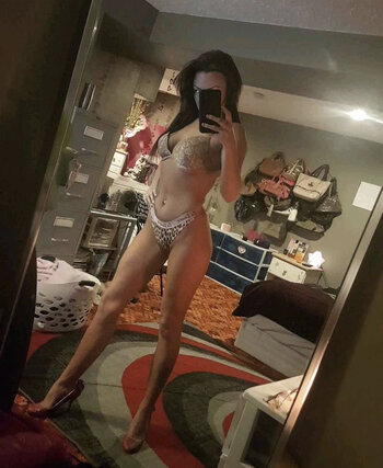 Brianne Sigurdson / Dirty Whore / briannesigurdson Nude Leaks Photo 8