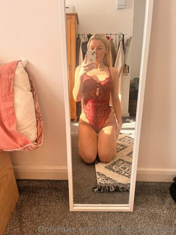 britishgrlnextdoor / Valentina Nude Leaks OnlyFans Photo 20