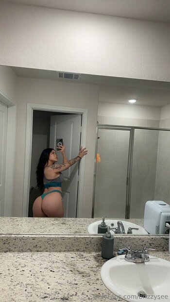 Brizzysee Nude Leaks OnlyFans Photo 11