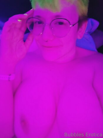 bubbleser0tica Nude Leaks Photo 38