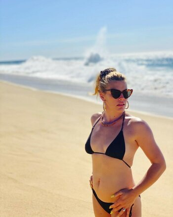 Busy Philipps / busyphilipps Nude Leaks Photo 132
