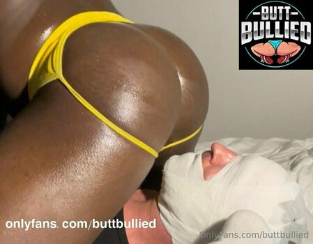 buttbullied Nude Leaks Photo 11