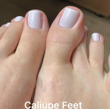 Caliupe_feet / Califeet / Caliupe / Caliupefeet / calis.feet Nude Leaks OnlyFans Photo 23