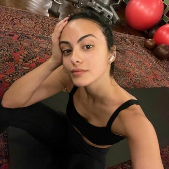 Camila Mendes / camimendes Nude Leaks Photo 1435