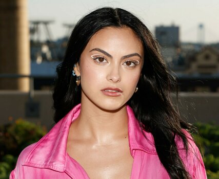 Camila Mendes / camimendes Nude Leaks Photo 1443