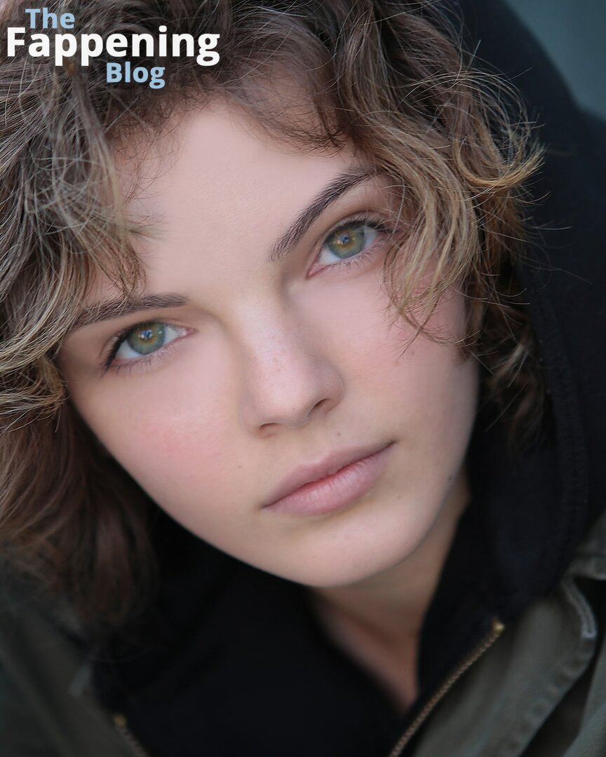 Camren Bicondova / camrenwhy Nude Leaks Photo 107 | #TheFappening