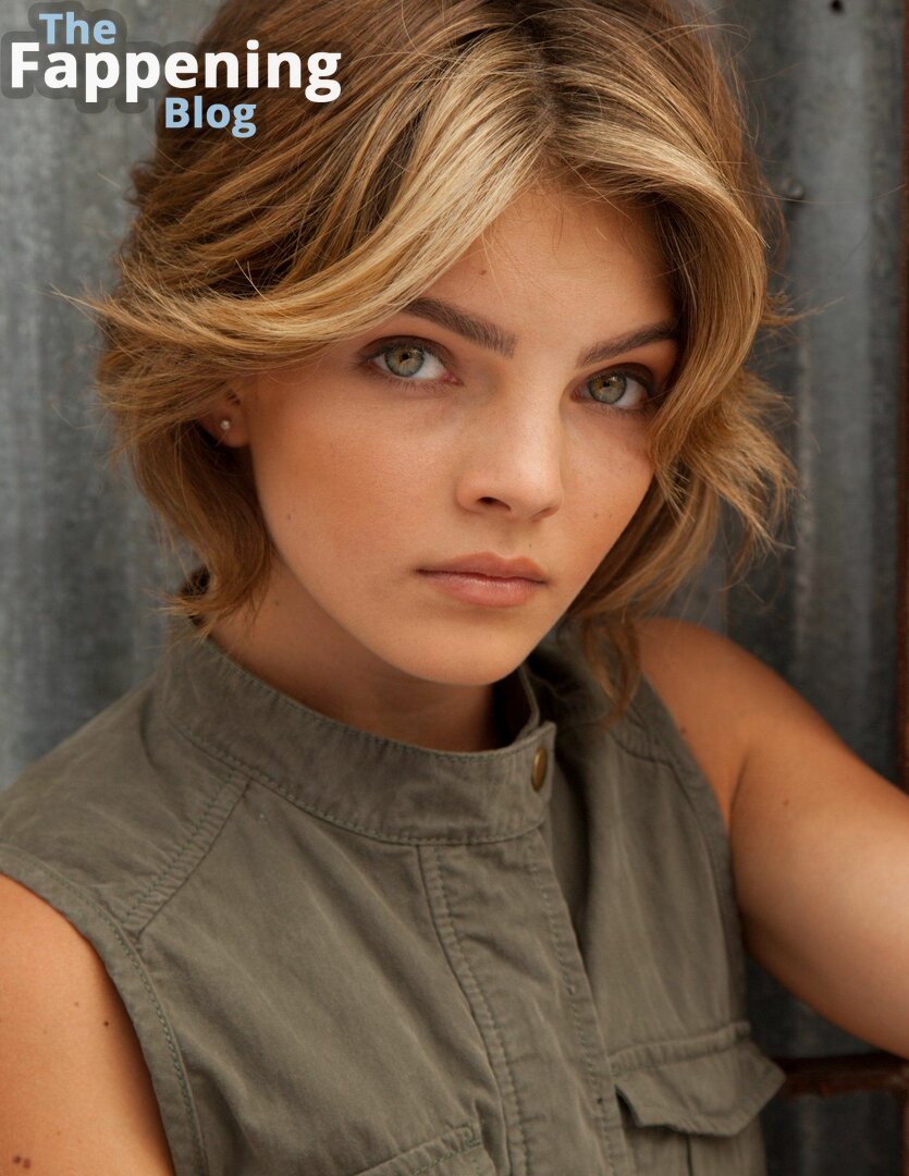 Camren Bicondova / camrenwhy Nude Leaks Photo 109 | #TheFappening