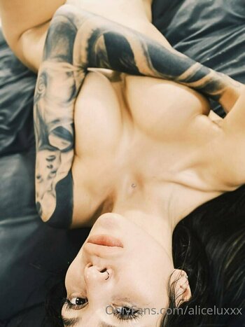 Candice Swanson / aliceluxxx / candiceswansonphotography / roxy_jo Nude Leaks Photo 21