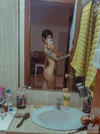 Candice Swanson / aliceluxxx / candiceswansonphotography / roxy_jo Nude Leaks Photo 24