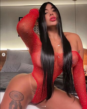 Caro Velez Betancourth / carobetancourvelez / carolinavelezbetancourth Nude Leaks OnlyFans Photo 22