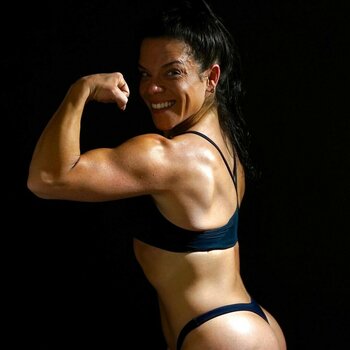 Carol Vaz / teamcarolvaz Nude Leaks Photo 8
