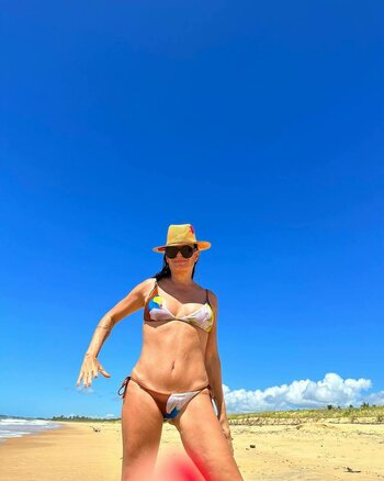 Carolina Ferraz / carolinaferraz Nude Leaks Photo 11