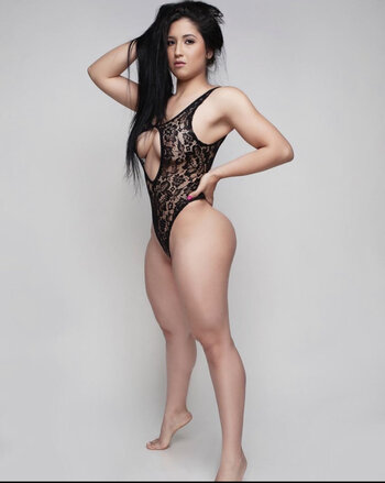 Carolina Ortiz Caceres / carolinaortcez Nude Leaks OnlyFans Photo 15