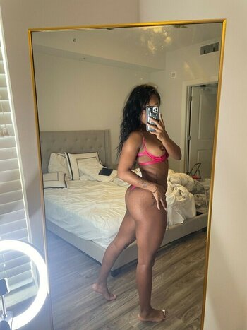 carribeanbooty Nude Leaks OnlyFans Photo 10