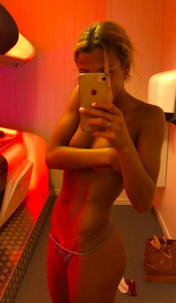 Cein Bizet Nude Leaks Photo 5