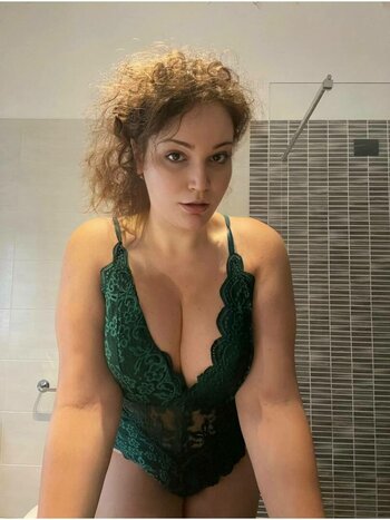 chantycocciolo / Chantal cocciolo Nude Leaks OnlyFans Photo 6