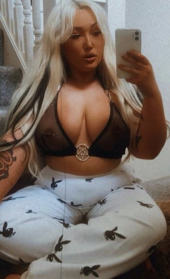 cherryb0mbxo / grung3_baby Nude Leaks OnlyFans Photo 12