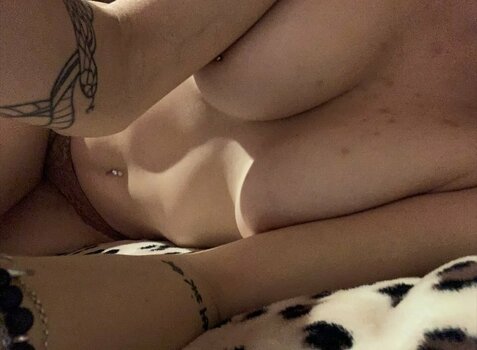 Chiara Nikolli / babykn / kiaranikolli Nude Leaks OnlyFans Photo 27