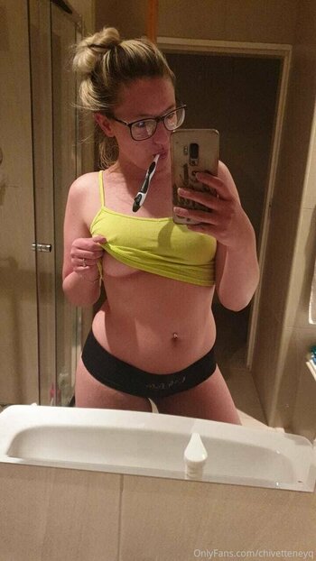 Chivetteneyq / chivetteofficial Nude Leaks OnlyFans Photo 29