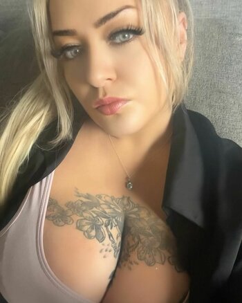 Chloe Dymond / Chloe.DymondX / Chloe_Dymond Nude Leaks OnlyFans Photo 7