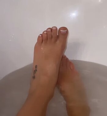 Chloe Ferry / bethanweekender / chloegshore1 Nude Leaks Photo 7828