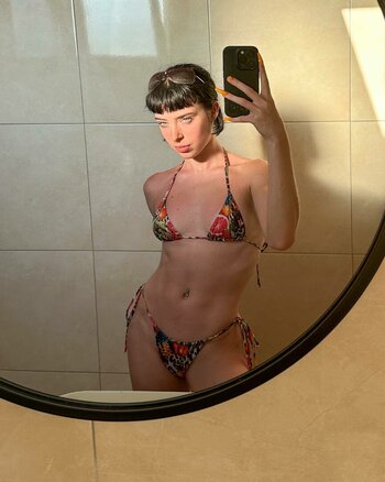 Chloe Hodgson Chloehodgson / chloehodgson / xchloehodgsonx Nude Leaks OnlyFans Photo 16