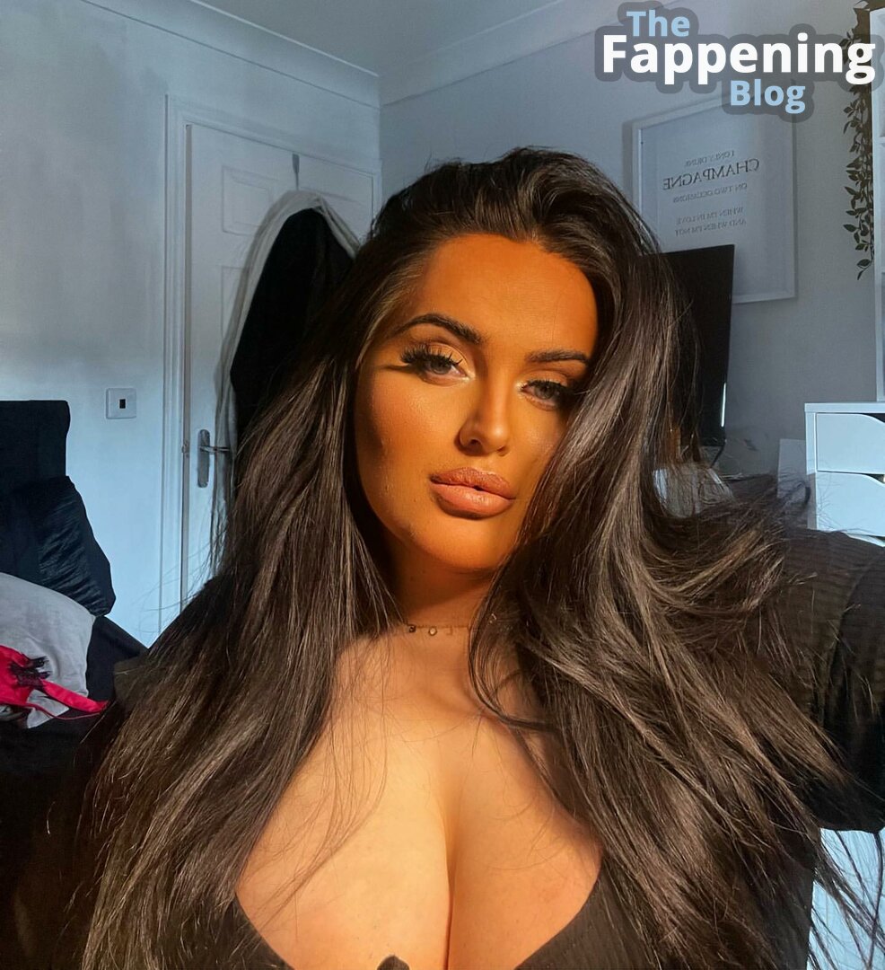 Chloe Jade  Chloe Pauley  brunettebaddiie  chloepauleyx Nude Leaks  OnlyFans Photo 7 | TheFappening