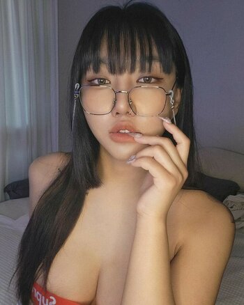 ChloeChoi420 / __990420 / taehyeong Nude Leaks OnlyFans Photo 22
