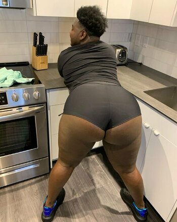 Chocoloate_wraith / chocolatewrith / https: Nude Leaks OnlyFans Photo 1