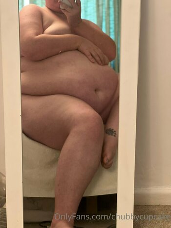 chubbycupcake Nude Leaks Photo 12