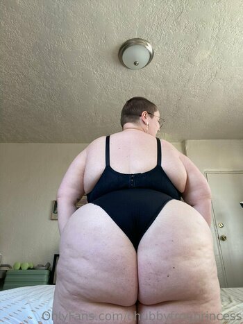 chubbyfrogprincess Nude Leaks Photo 18