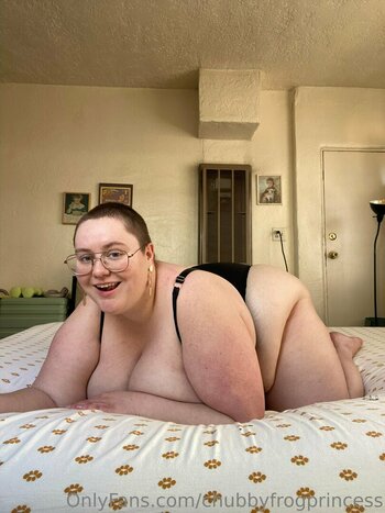 chubbyfrogprincess Nude Leaks Photo 22