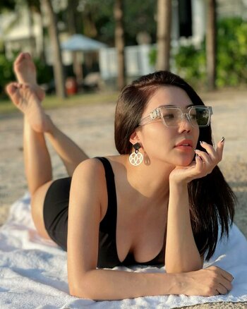 Cici Lương / Luong Minh Phuong / cici.luong / theylovecic Nude Leaks OnlyFans Photo 5