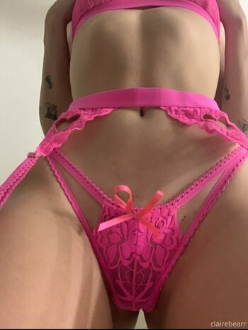 Clairebearr / clairerogerss Nude Leaks OnlyFans Photo 8