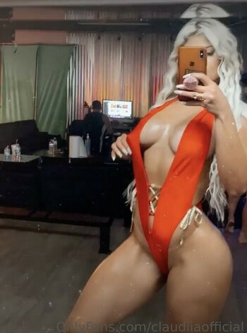 Claudia Mustelier / _claudiia_3 / claudiiaofficial Nude Leaks OnlyFans Photo 23
