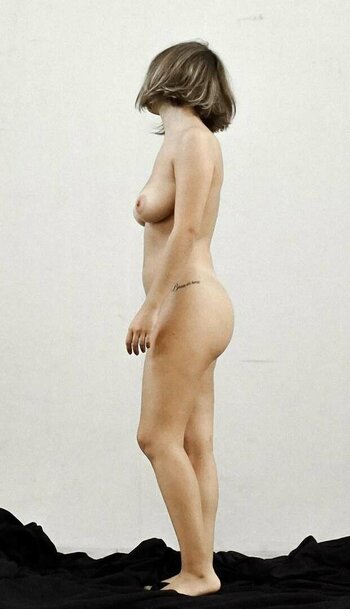 Claudia Napolitano / _claudiaan / giulianapolitano Nude Leaks OnlyFans Photo 1