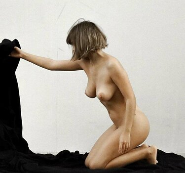 Claudia Napolitano / _claudiaan / giulianapolitano Nude Leaks OnlyFans Photo 6