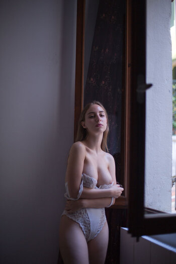 Claurilion / Claudia Lion Nude Leaks Photo 25