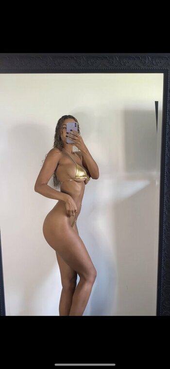 cleo_clo / cleoclo21 Nude Leaks OnlyFans Photo 1