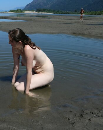 Cleo Mckeever Nude Leaks Photo 25