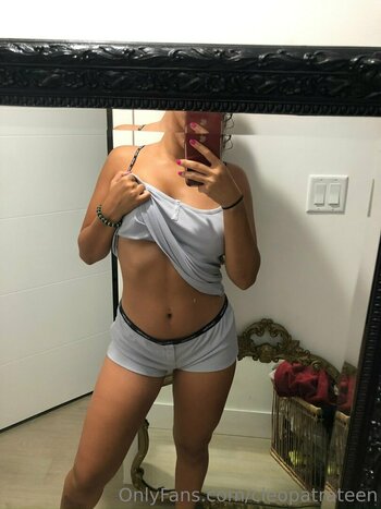 cleopatrateen / the.cleopatragirl Nude Leaks OnlyFans Photo 37