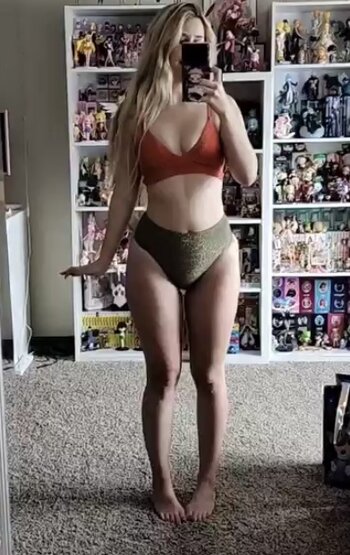 cloverarley / Everyday Harley Quinn Nude Leaks OnlyFans Photo 12