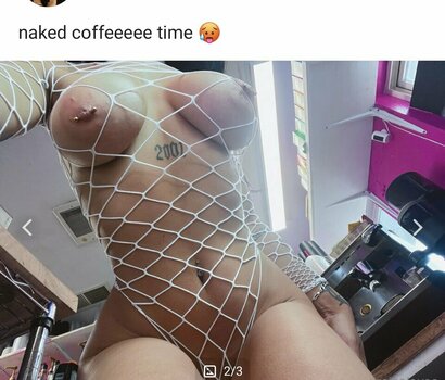 Coffeewlayaa / Thiccc Bikini Barista / coffeewlayaa_ / reinalayaa Nude Leaks Photo 6