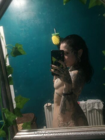 coresuicidefree Nude Leaks Photo 1