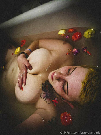 crazyplantlady Nude Leaks Photo 39
