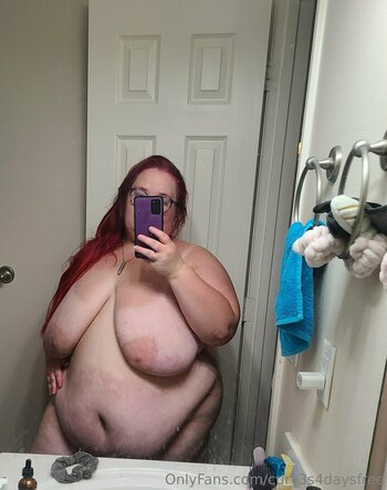 curv3s4daysfree Nude Leaks Photo 25