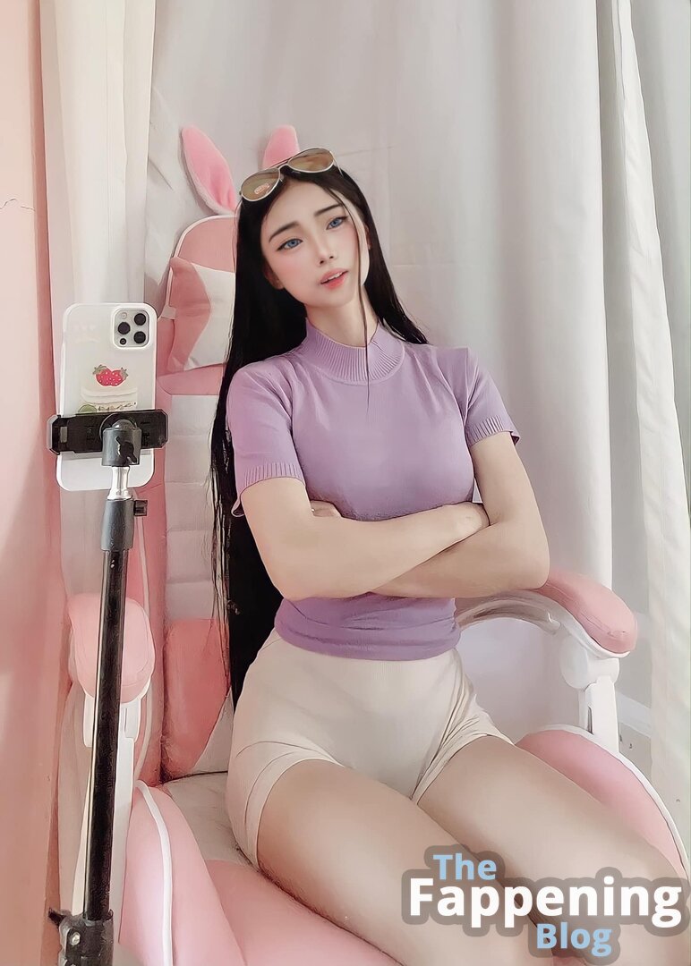 a silhouette of desirea seductive form