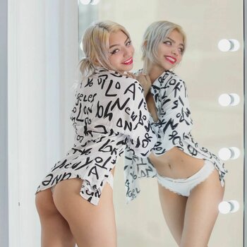 Dalila_Kunzz / Wesichika / zzugu Nude Leaks OnlyFans Photo 5