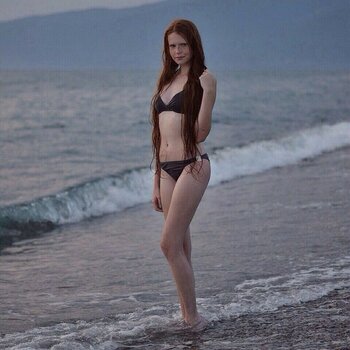 Daria Volkova / di_di_vo / siziy_bis Nude Leaks Photo 23